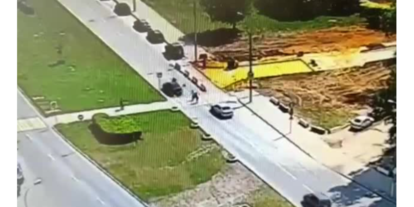 «Она стояла и рыдала»18-летняя москвичка засмотрелась в телефон и устроила смертельное ДТП с тремя детьми