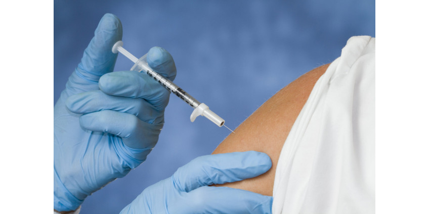 В США призвали приостановить ревакцинацию