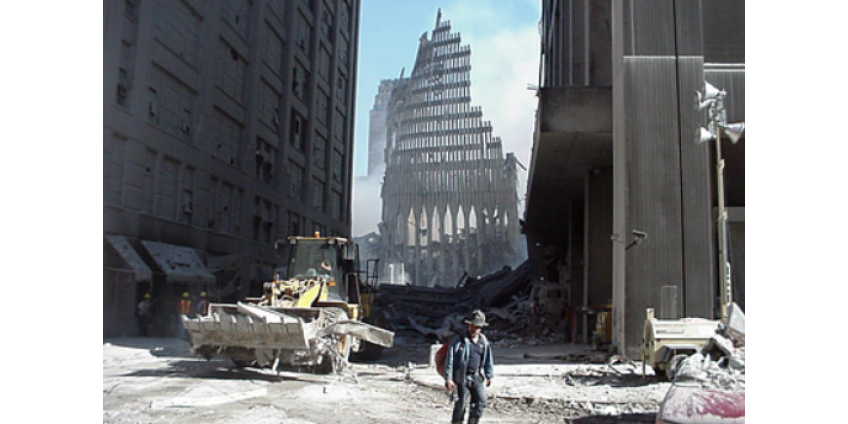 Секретная служба США опубликовала новые фото теракта 9/11