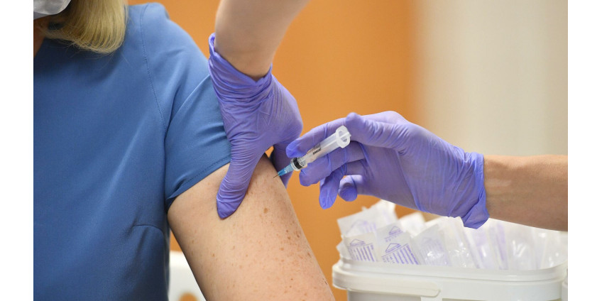 Округ Лос-Анджелес опубликовал список приемлемых форм доказательства вакцинации