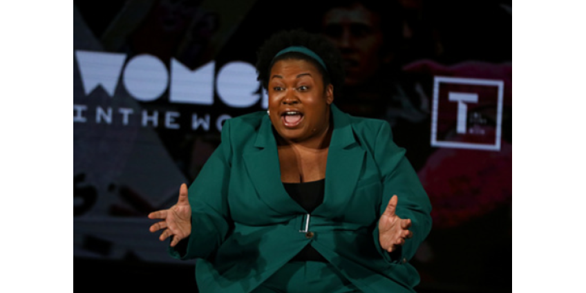 Темнокожая профессор назвала белых людей злодеями и призвала их уничтожать