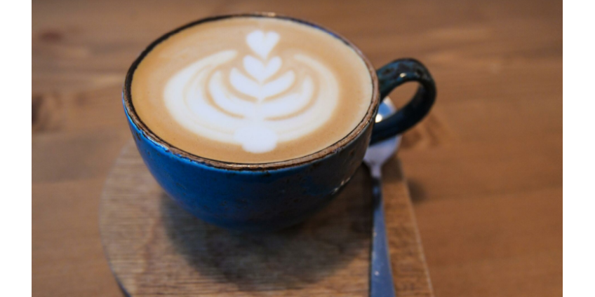 Ученые назвали заболевания, риск которых снижают кофе и чай Ученые назвали заболевания, риск которых снижают кофе и чай