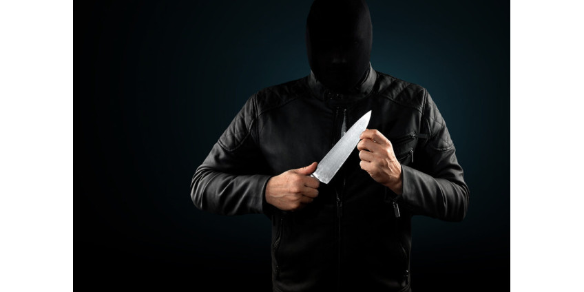 Маньяк убил обнаженную женщину и похитил ее голову