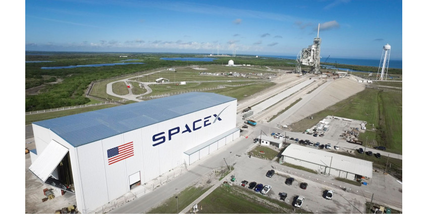 Компания SpaceX запустила ракету со спутниками Starlink