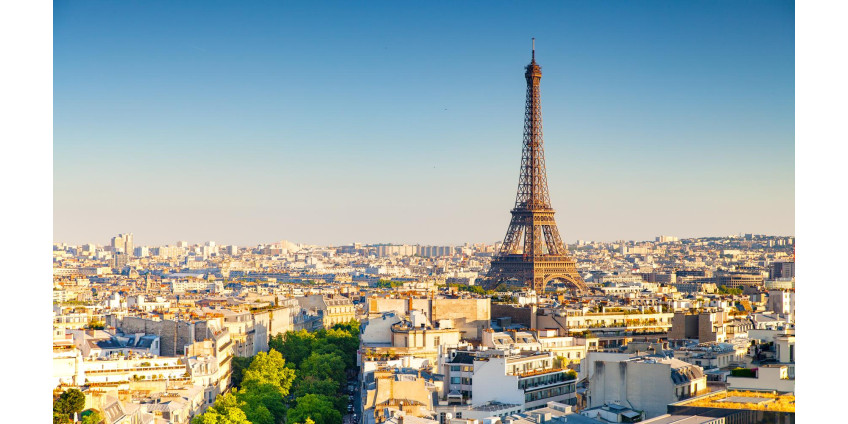 Во Франции на манифестации против вакцинного пропуска вышли 40 тысяч человек