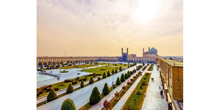 Иран назвал условие для переговоров с США Иран назвал условие для переговоров с США