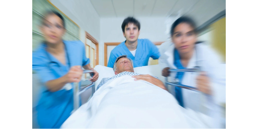 Госпитализация в округе Лос-Анджелес с COVID-19 снизилась более чем на 70% с середины января 2022 года