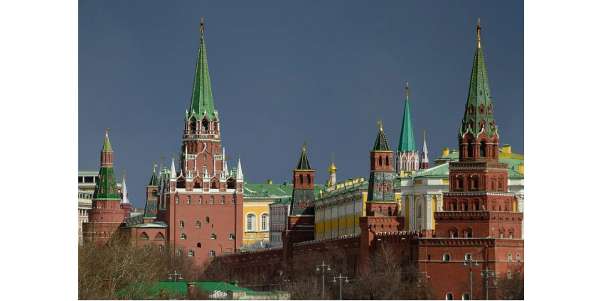 Кремль прокомментировал слухи о планах военного положения в ряде регионов
