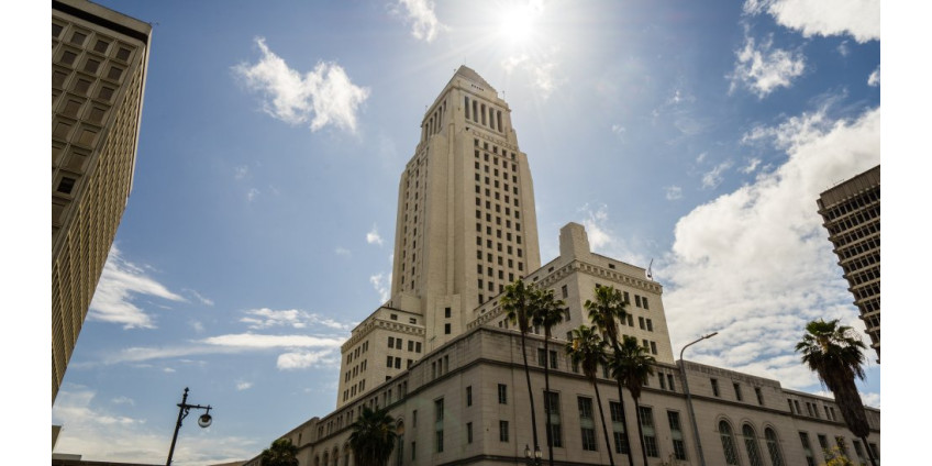 В Городском совете Лос-Анджелеса приняли резолюцию в поддержку Украины