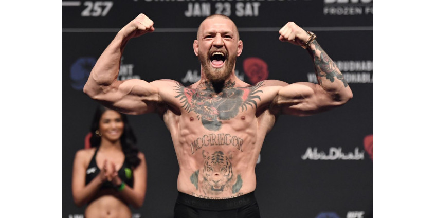 Макгрегор вернулся к тренировкам по боксу после травмы