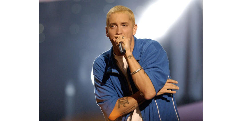 Эминем стал рекордсменом по числу золотых и платиновых синглов