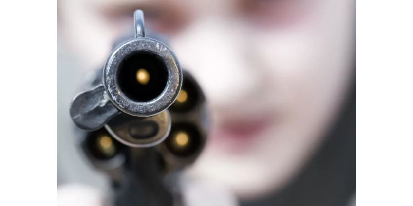 2-летний ребенок и женщина получили огнестрельные ранения в Южном Лос-Анджелесе