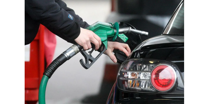 Средняя цена на бензин в округе Лос-Анджелес достигла рекордного уровня в $ 6.09