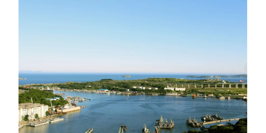 В российском регионе столкнулись два судна В российском регионе столкнулись два судна