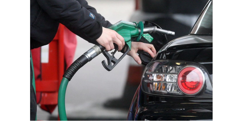 Средняя цена бензина в округе Сан-Диего снова бьет рекорд