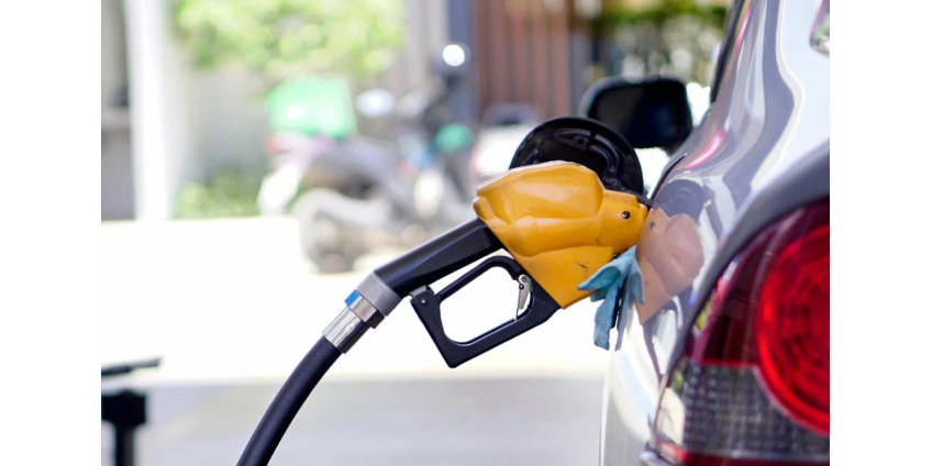 Округ Лос-Анджелес сообщает о крупнейшем снижении цен на бензин с апреля