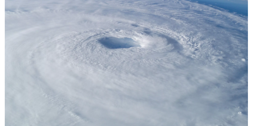 Найдена озоновая дыра всемеро больше антарктической