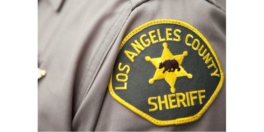 Наблюдательный совет округа Лос-Анджелес одобряет предложение, позволяющее отстранить шерифа