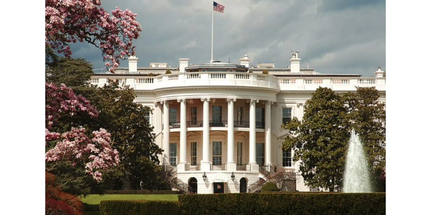 Белый дом раскрыл сроки возвращения Байдена к очной работе