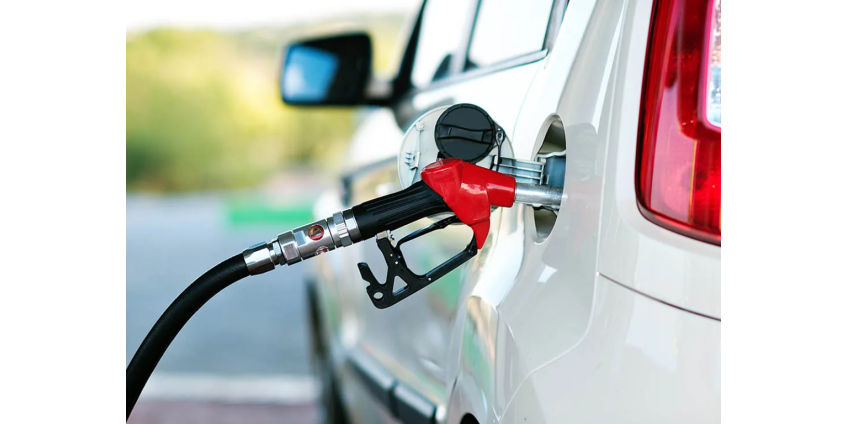 Цены на бензин в округе Лос-Анджелес падают 60-й день подряд