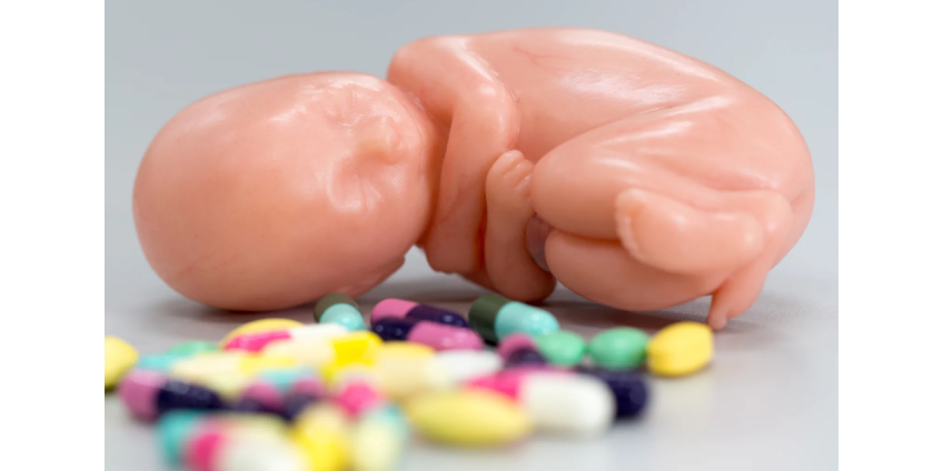 Почти полный запрет на аборты в Аризоне отменен по решению суда