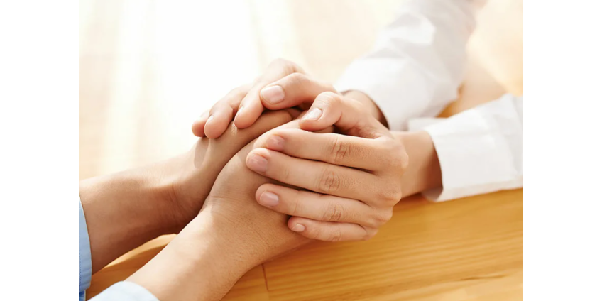 Мужчина соврал о смерти сына ради денег и сочувствия коллег