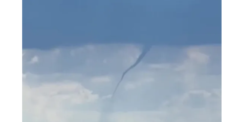 Метеорологи прокомментировали появление «торнадо» к юго-востоку от Финикса