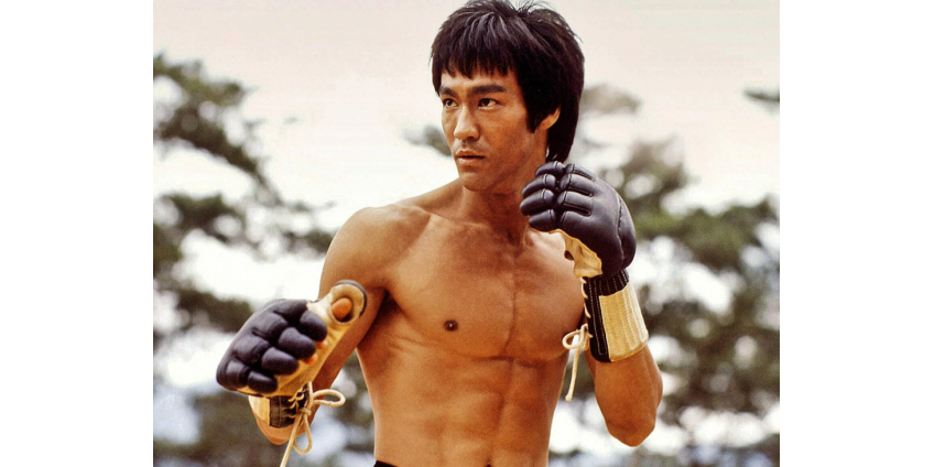 Причиной смерти Брюса Ли назвали обильное питье воды