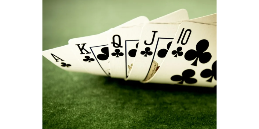 Женщина выиграла больше миллиона долларов в казино и раздала выигранные деньги