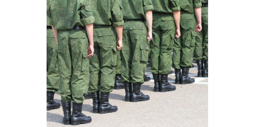 Кремль высказался о повышении призывного возраста в России