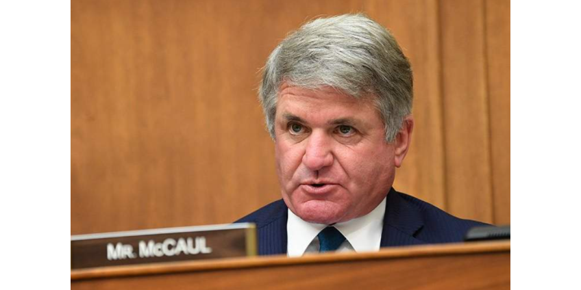 Конгрессмен обвинил Байдена в трусливых решениях по Украине