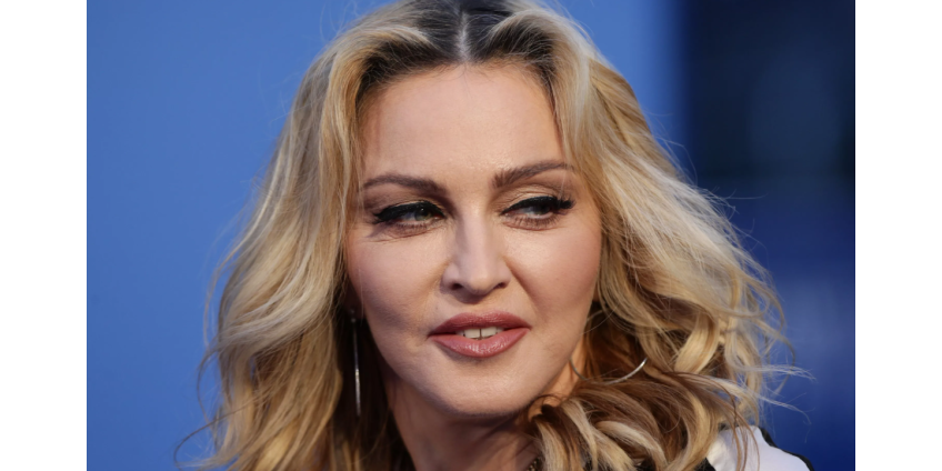Стали известны причины снятия с производства фильма о Мадонне