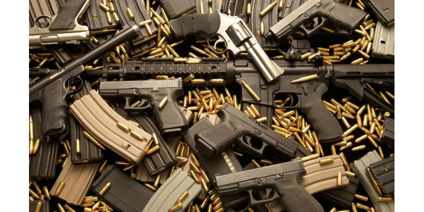 Родители выражают обеспокоенность в связи с ростом количества оружия в школах округа Кларк