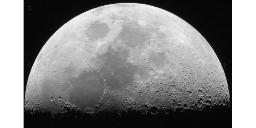 В Китае собрались построить дома на Луне