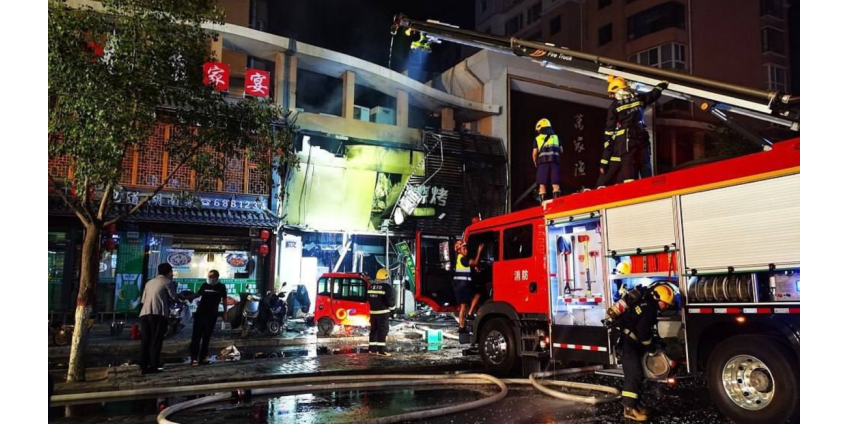 Больше 30 человек погибли при взрыве газа в ресторане в Китае