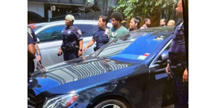 Неизвестный открыл стрельбу по прохожим в Нью-Йорке