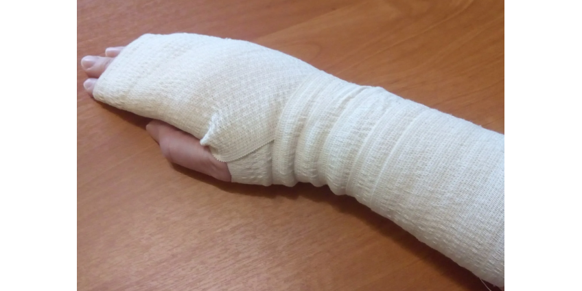 Взрыв недалеко от центра Феникса тяжело ранил 2 женщин