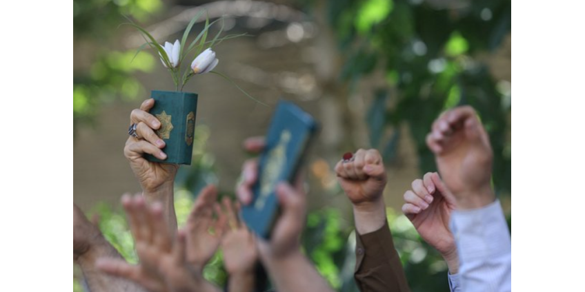 В Швеции уроженка Ирана сожгла Коран