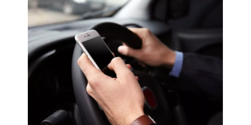 Жители Калифорнии теперь могут участвовать в пилотной программе получения водительских прав для мобильных устройств