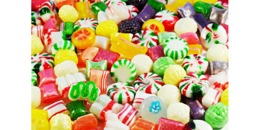 Фонд LVMPD запускает акцию с конфетами на Хэллоуин для местных детей