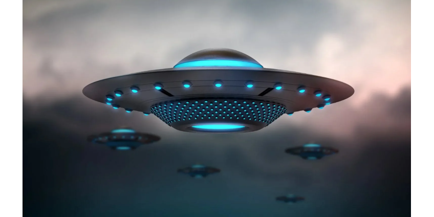 Пентагон заявил о получении сотен сообщений об НЛО