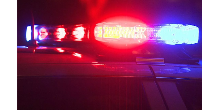 7 человек, включая 3 несовершеннолетних, тяжело пострадали в автокатастрофе в Финиксе