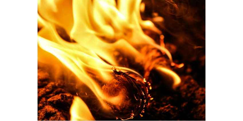 1 человек погиб, двое были тяжело ранены при пожаре в доме в Boyle Heights