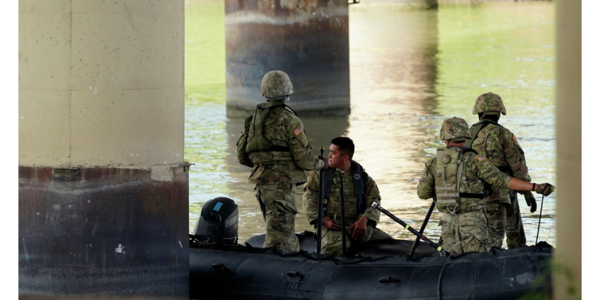 Нацгвардия Техаса захватила часть границы США и Мексики