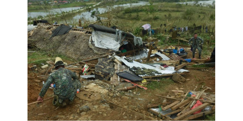 Число жертв схода оползня на Филиппинах возросло