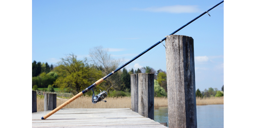 Мужчина выловил крупную рыбу и побил 32-летний рекорд