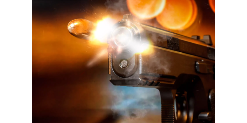 Великобритания сообщила о стрельбе неизвестных по судну у берегов Йемена