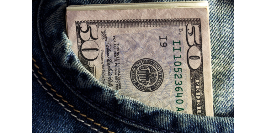 Городской совет Лос-Анджелеса голосует за повышение заработной платы работникам автобусного транспорта