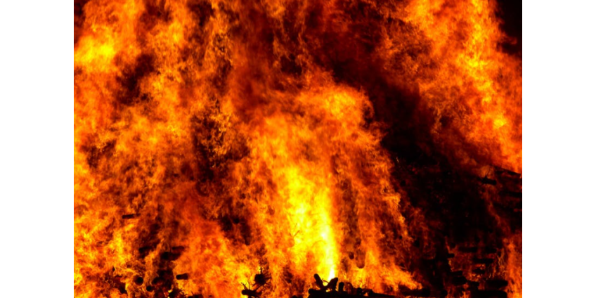 В новой жилой застройке Финикса произошел крупный пожар