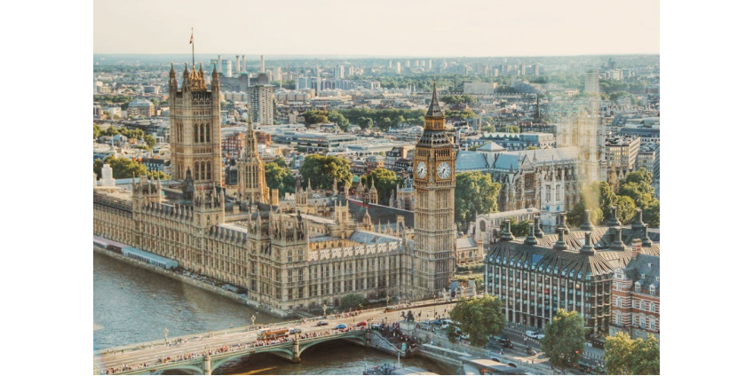 Стало известно о планах Британии выслать своих мигрантов в четыре страны